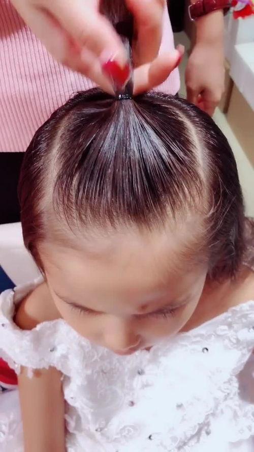 儿童绑头发视频,轻松打造可爱发型