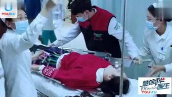 车上亲吻视频,车内深情亲吻，记录浪漫时刻